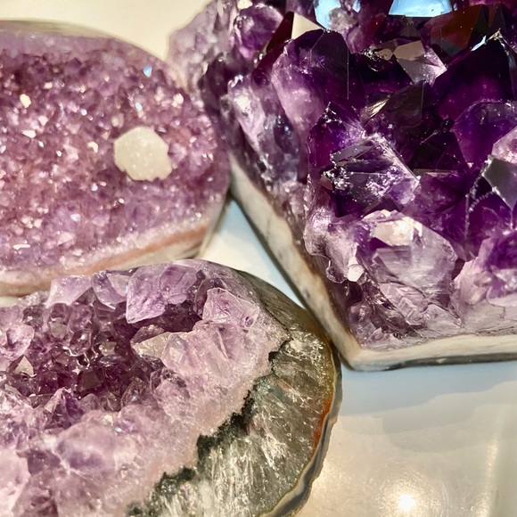 Trio of purple amethyst - Picture 5 of 6
